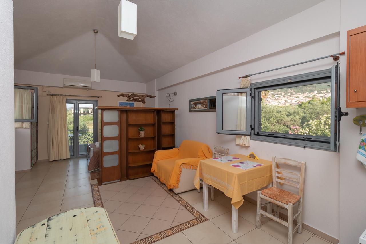 Ta Spitakia Tsarbopoulos Kyparissia Exteriör bild