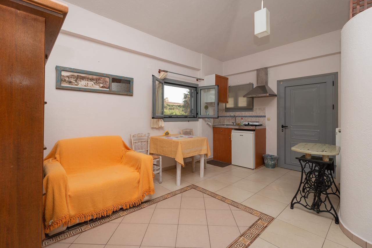 Ta Spitakia Tsarbopoulos Kyparissia Exteriör bild